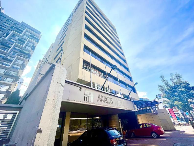 1420 Lujosa Habitacion - Hotel Akros Quito Exteriér fotografie